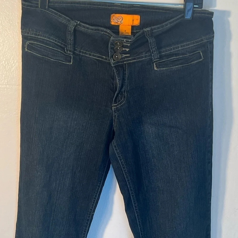 Orchard jeans 9,‎ boot cut 3 button & zipper front closure stitch back pockets